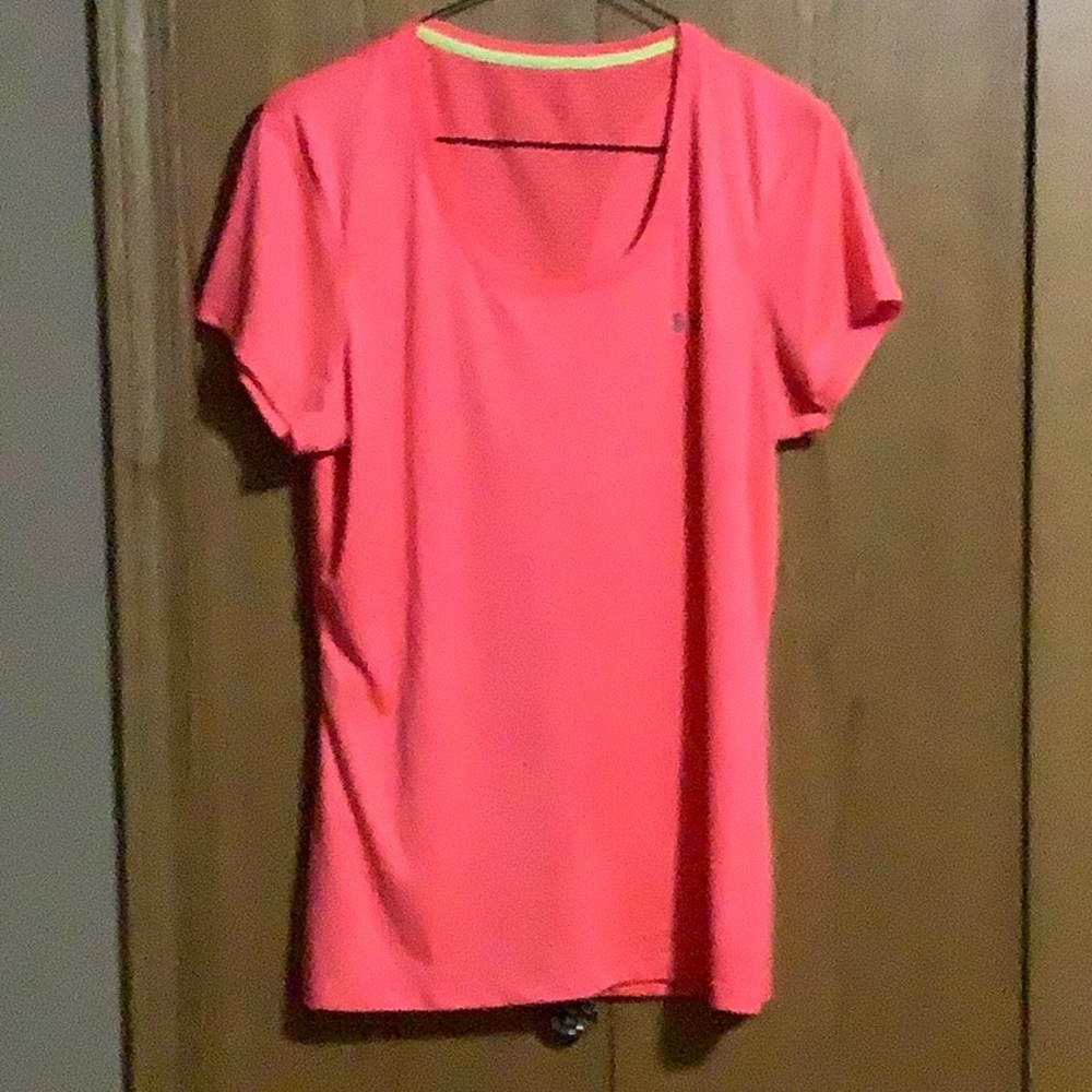 Under Armour T Shirt